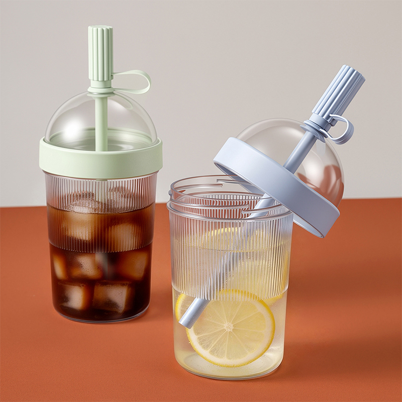 Copos de café com tampa reutil - Training Cup Straw avaliação e preço